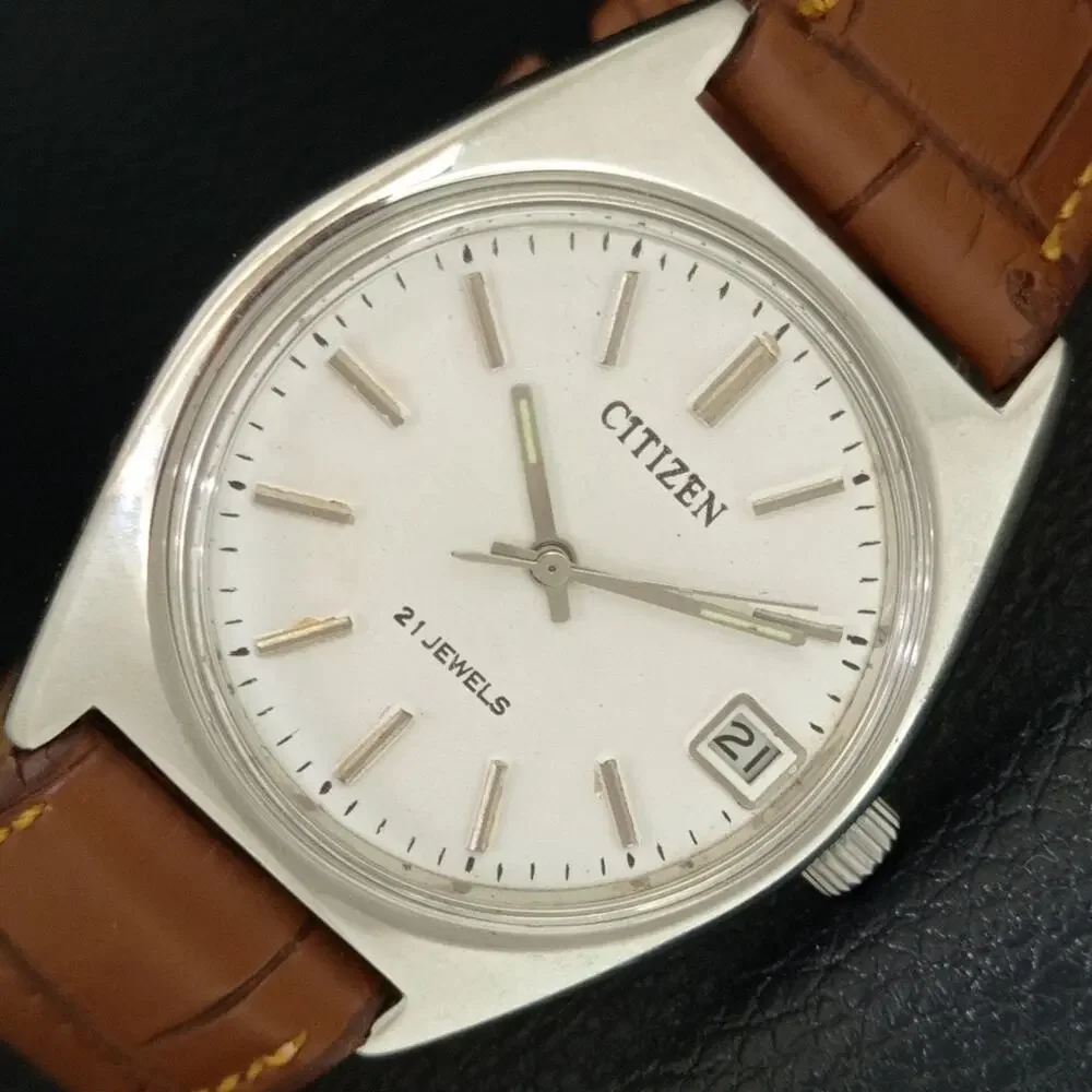 Vintage 1988 Citizen Manual Mens Silver Watch W/date & White accents